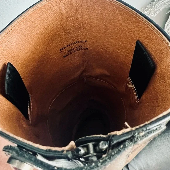 Frye Melissa Button Back Zip Black leather boots women size 6.5 - Picture 9 of 10